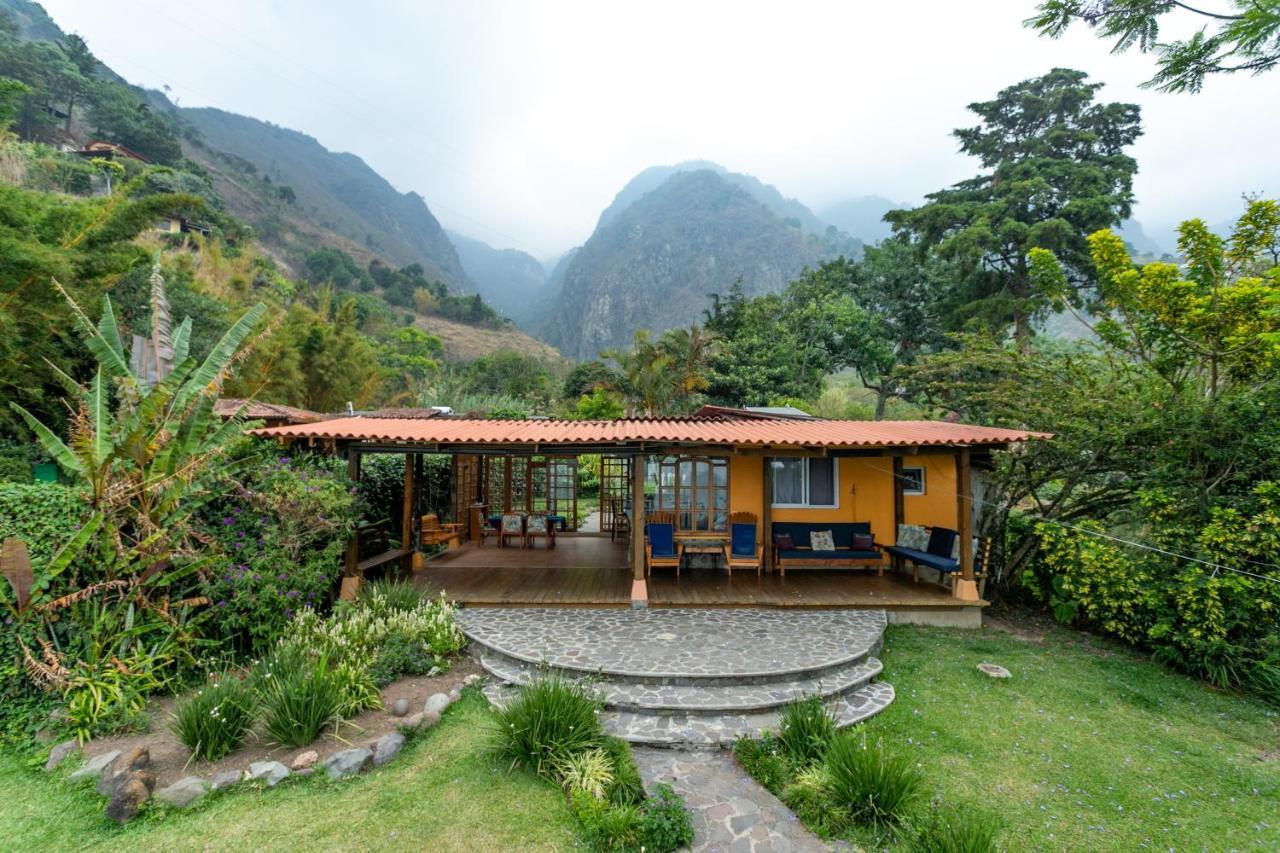 Lake Front Retreat At Los Elementos Santa Cruz La Laguna Exterior foto